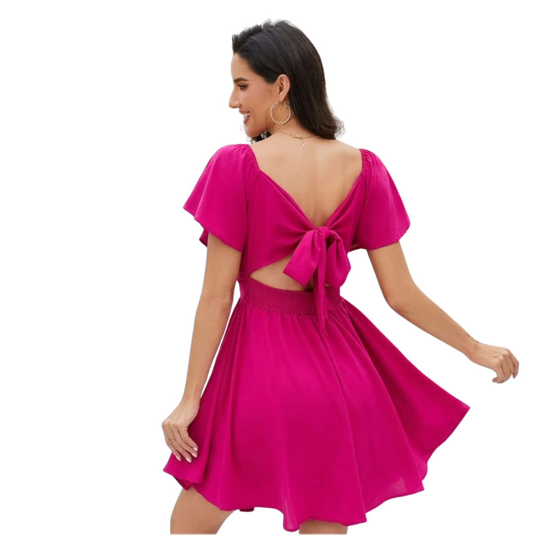 VESTIDO CORTO EN TEJIDO LIGERO CON NUDO FRONTAL FRESCURA Y ESTILO